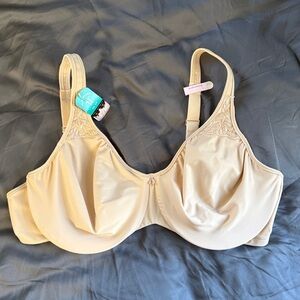 BALI Minimizer Underwire Bra in 42D